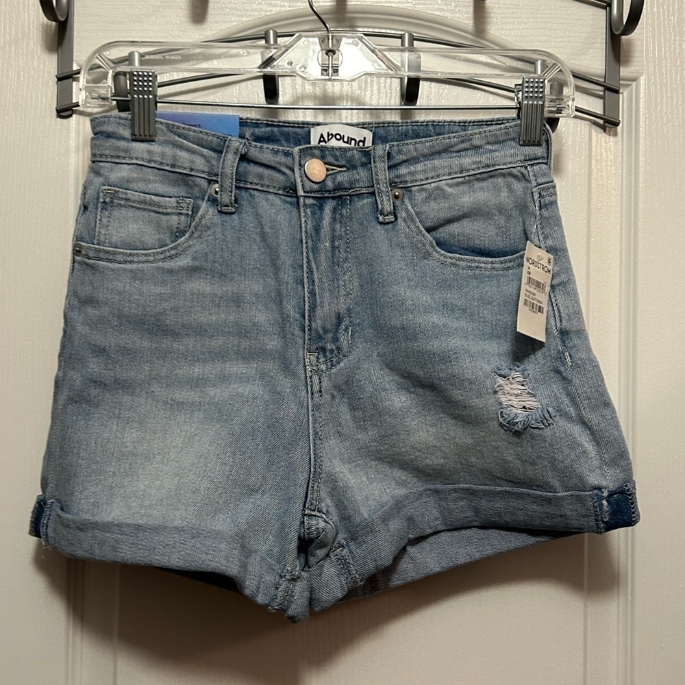 Abound Women's Denim Jean Shorts Size 4/ 24 Blue‎ Light Wash NWT
